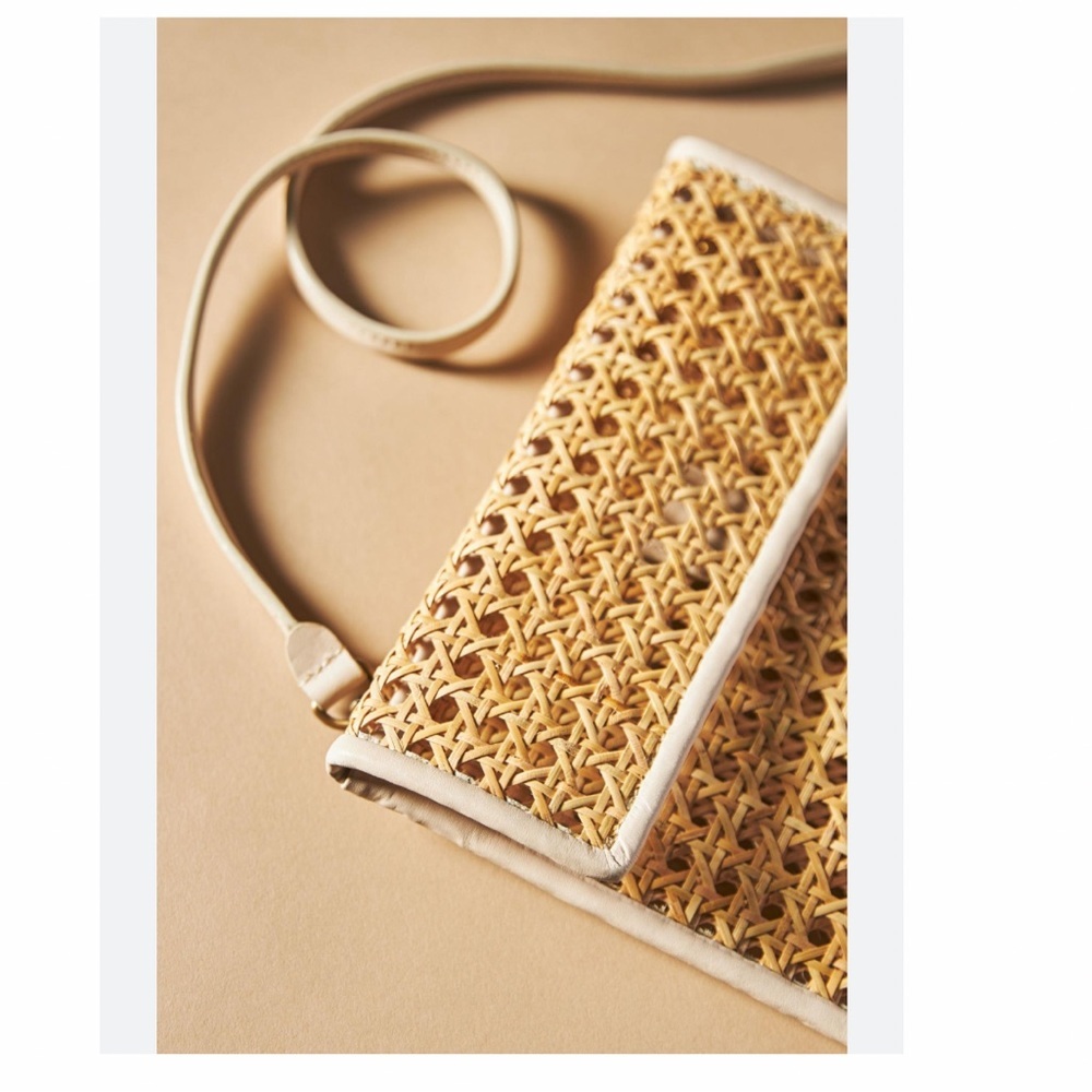 Bembien Larita Clutch w Removable Strap. - Picture 3 of 10